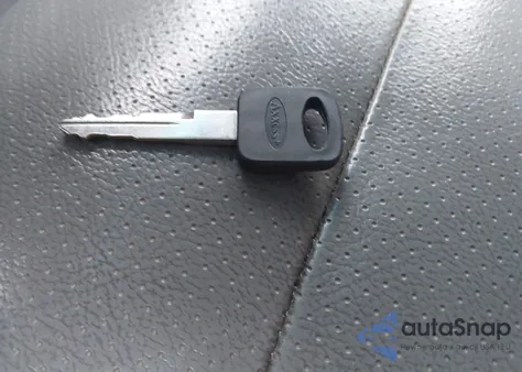 2014 Ford E-150 Commercial z USA, uszkodzony, nr VIN 1FTNE1EW3EDA39577